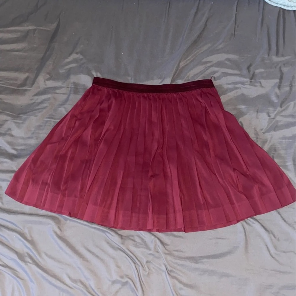 Maroon skater skirt